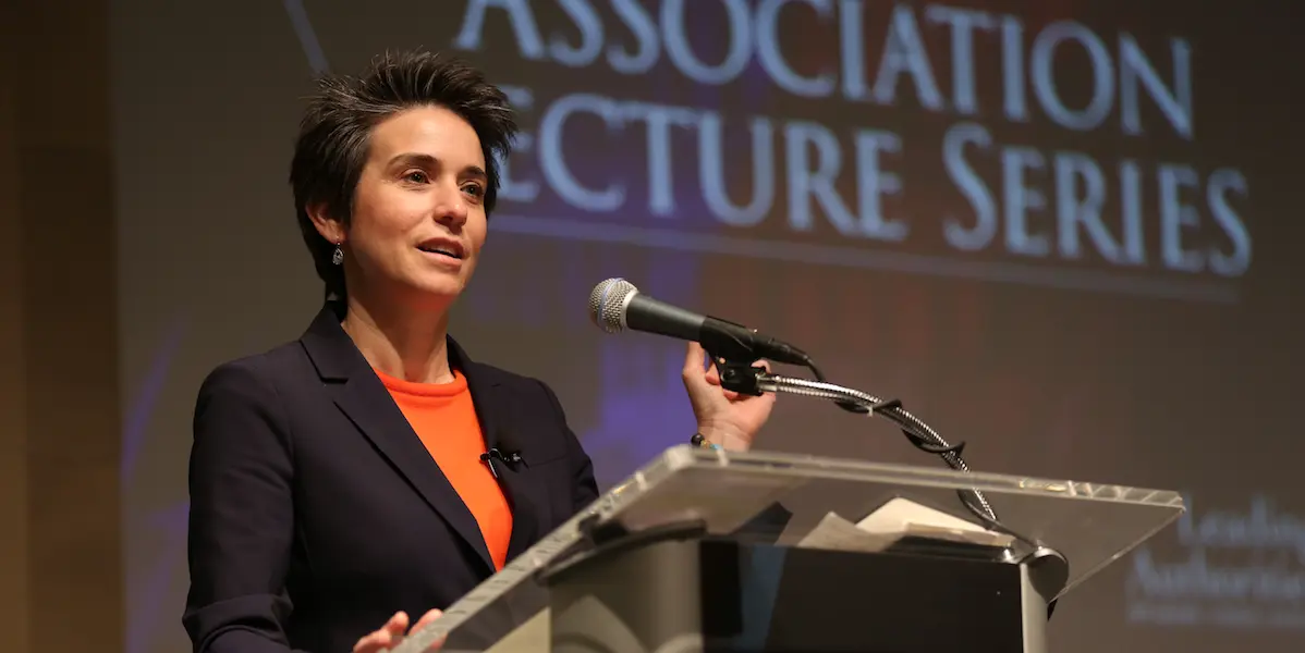 Amy Walter - Leading Authorities